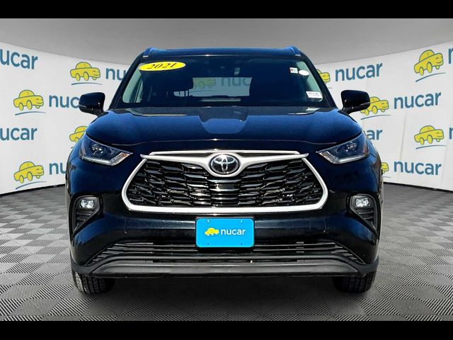 2021 Toyota Highlander XLE