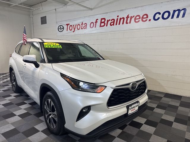 2021 Toyota Highlander XLE