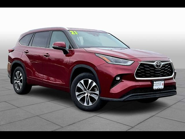 2021 Toyota Highlander XLE