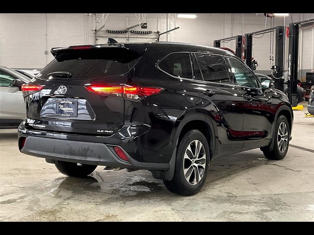 2021 Toyota Highlander XLE