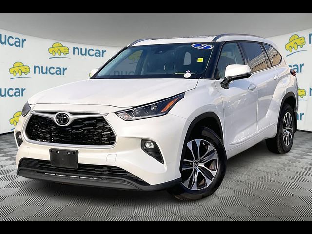 2021 Toyota Highlander XLE