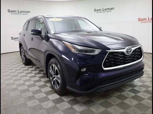 2021 Toyota Highlander XLE