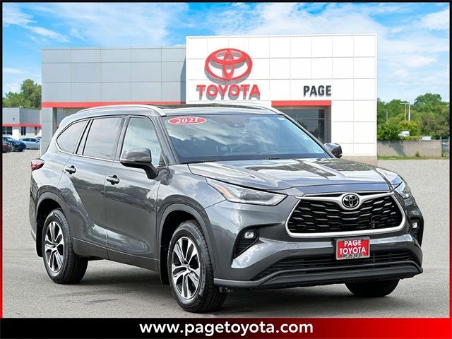 2021 Toyota Highlander XLE