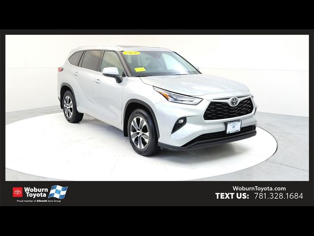 2021 Toyota Highlander XLE