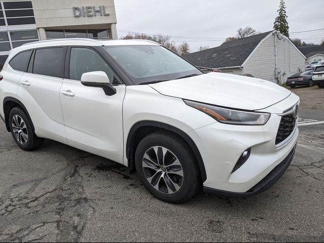 2021 Toyota Highlander XLE