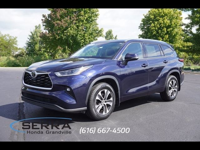 2021 Toyota Highlander XLE