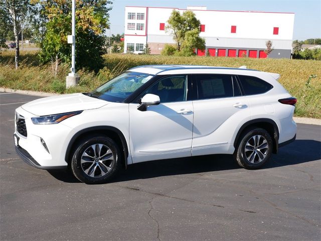 2021 Toyota Highlander XLE