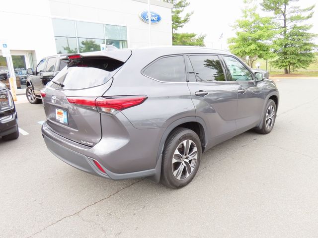 2021 Toyota Highlander XLE