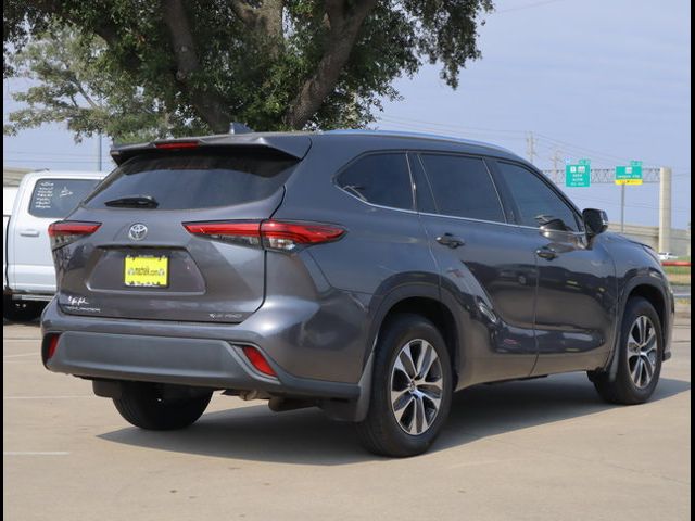 2021 Toyota Highlander XLE