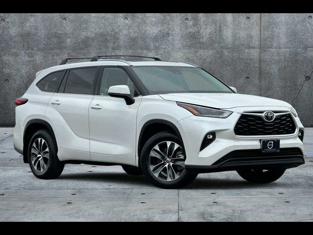 2021 Toyota Highlander XLE