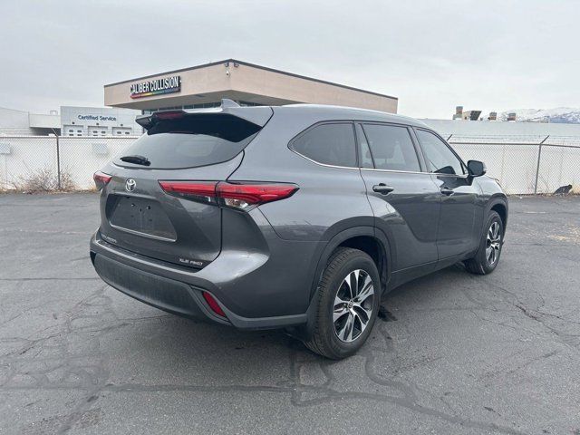 2021 Toyota Highlander XLE