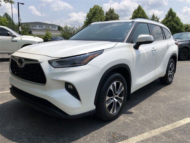 2021 Toyota Highlander XLE