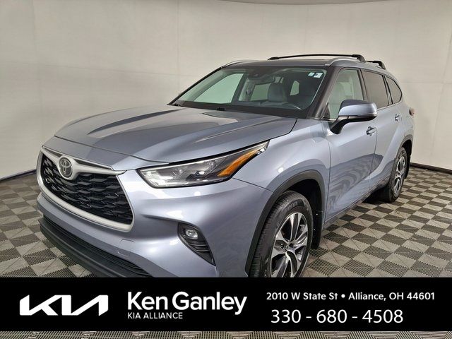 2021 Toyota Highlander XLE