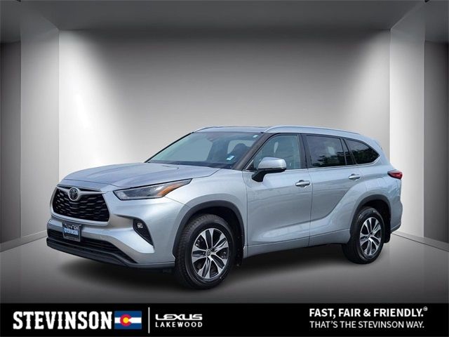 2021 Toyota Highlander XLE