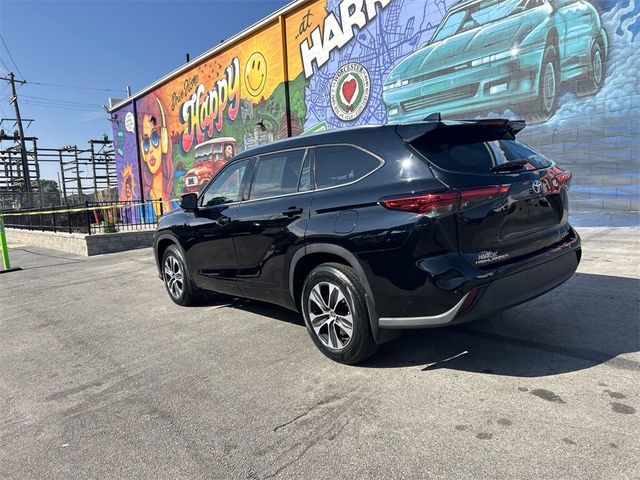 2021 Toyota Highlander XLE