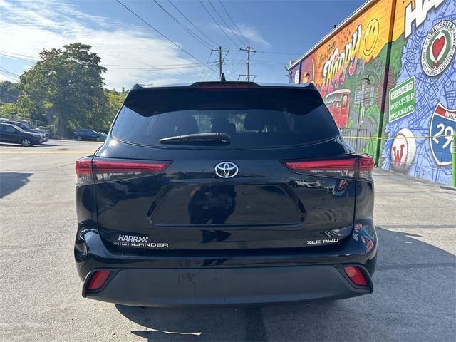 2021 Toyota Highlander XLE