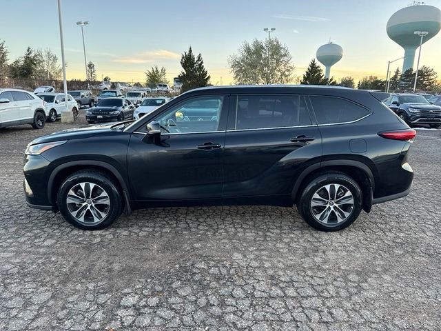 2021 Toyota Highlander XLE