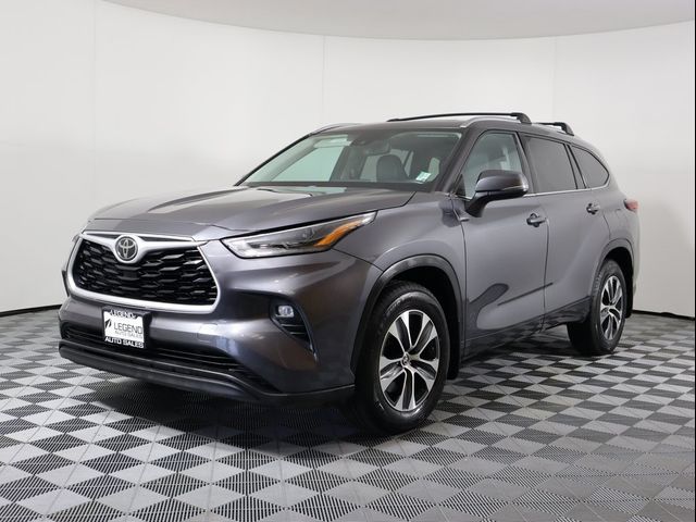 2021 Toyota Highlander XLE