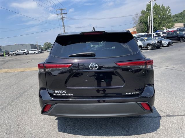 2021 Toyota Highlander XLE