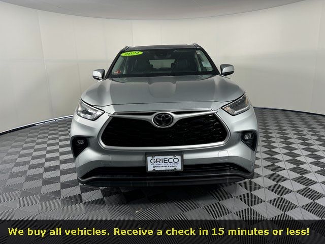 2021 Toyota Highlander XLE