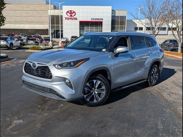 2021 Toyota Highlander XLE