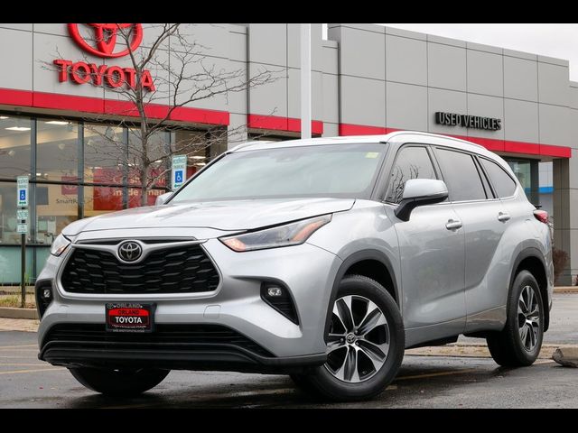 2021 Toyota Highlander XLE