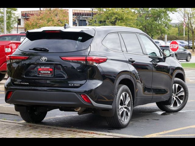 2021 Toyota Highlander XLE