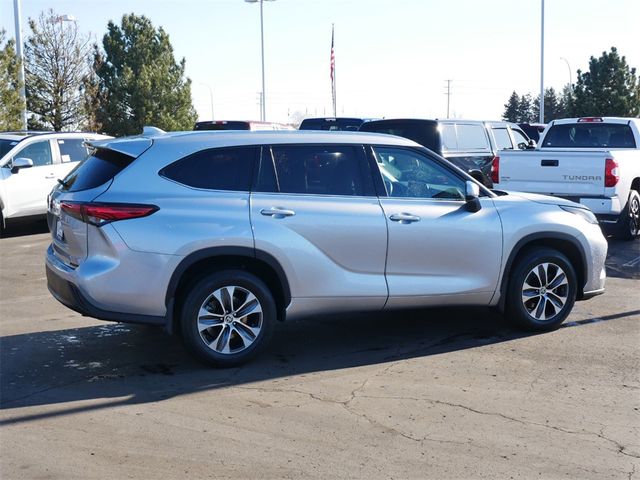 2021 Toyota Highlander XLE