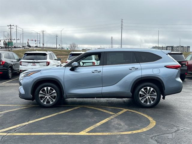 2021 Toyota Highlander XLE