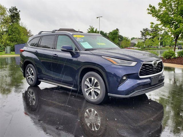 2021 Toyota Highlander XLE