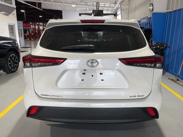 2021 Toyota Highlander XLE