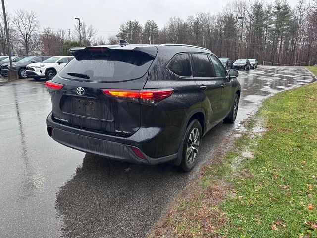 2021 Toyota Highlander XLE