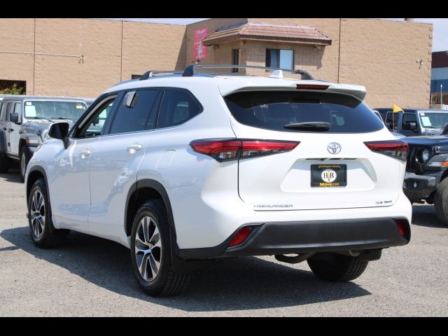 2021 Toyota Highlander XLE