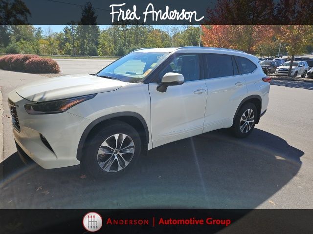 2021 Toyota Highlander XLE