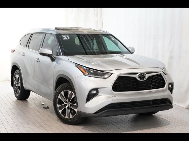 2021 Toyota Highlander XLE