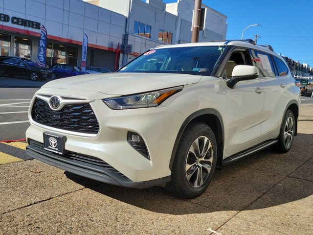 2021 Toyota Highlander XLE