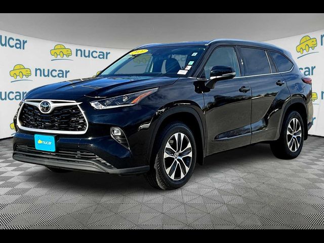 2021 Toyota Highlander XLE