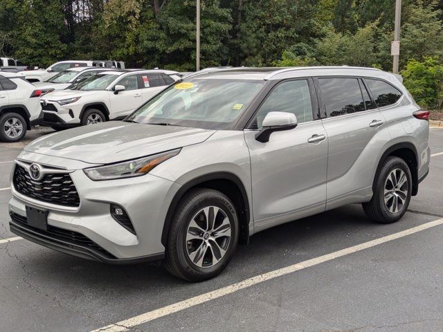 2021 Toyota Highlander XLE