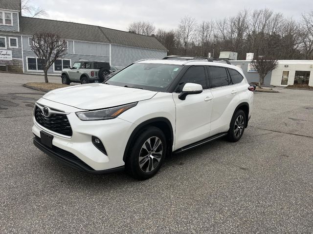 2021 Toyota Highlander XLE