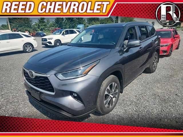 2021 Toyota Highlander XLE