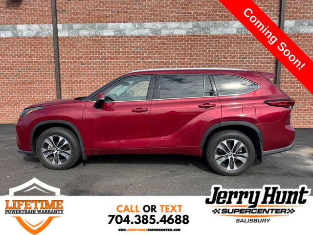 2021 Toyota Highlander XLE