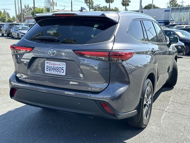 2021 Toyota Highlander XLE