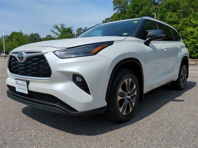 2021 Toyota Highlander XLE