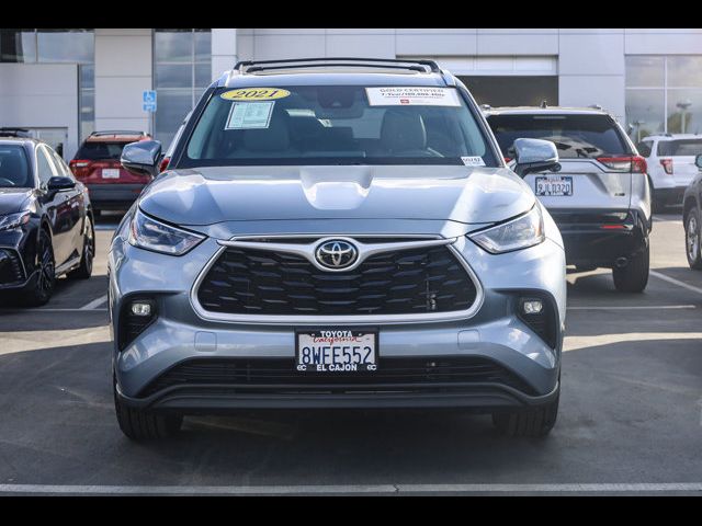 2021 Toyota Highlander XLE