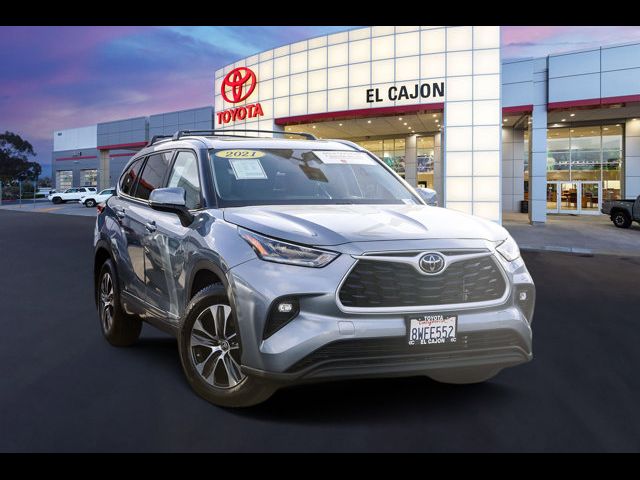 2021 Toyota Highlander XLE