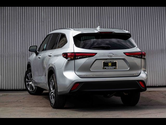 2021 Toyota Highlander XLE