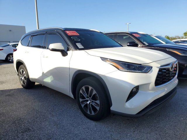 2021 Toyota Highlander XLE