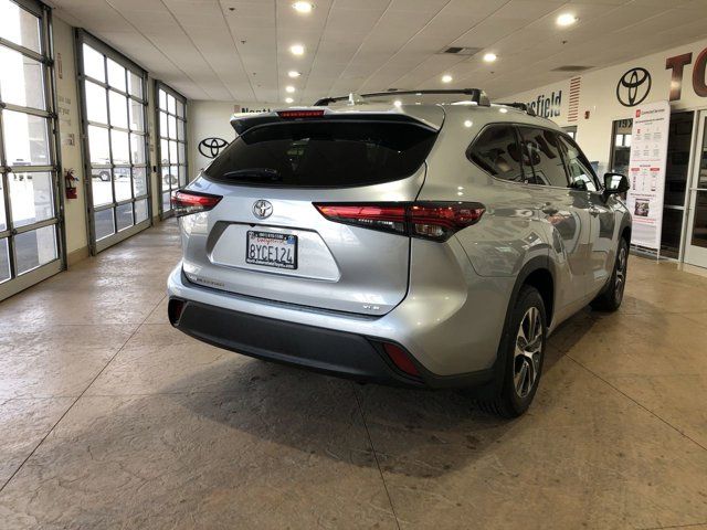 2021 Toyota Highlander XLE