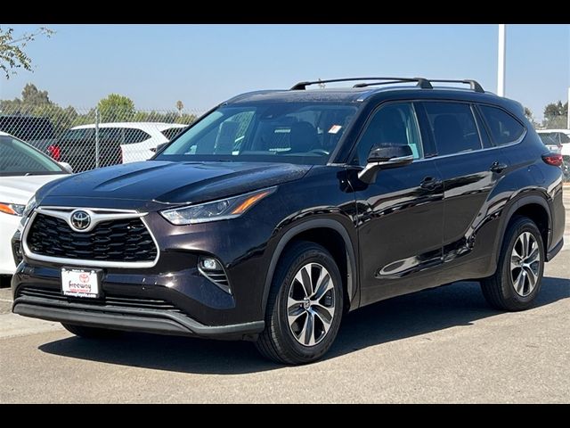 2021 Toyota Highlander XLE