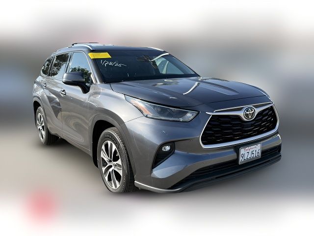 2021 Toyota Highlander XLE